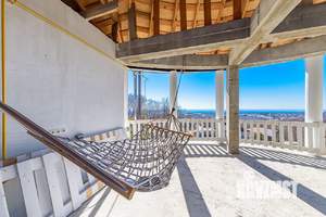 Дом 330м², 2-этажный, участок 7 сот.  