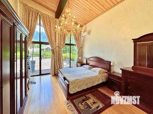 Дом 360м², 2-этажный, участок 7 сот.  