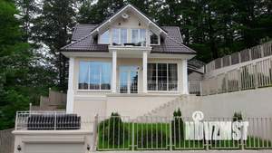 Дом 200м², 2-этажный, участок 6 сот.  