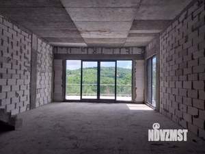 Коттедж 279м², 3-этажный, участок 7 сот.  
