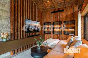 Дом 897м², 3-этажный, участок 16 сот.  