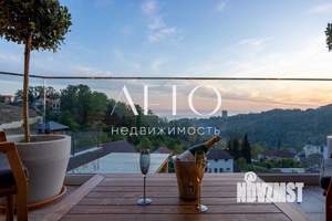Дом 340м², 3-этажный, участок 12 сот.  