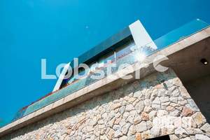 Коттедж 300м², 2-этажный, участок 5 сот.  