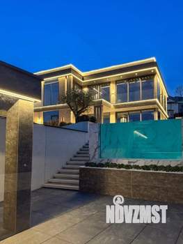 Дом 230м&sup2;, 2-этажный, участок 7 сот.  