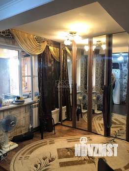 Дом 180м², 3-этажный, участок 4 сот.  