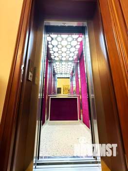 Коттедж 450м², 3-этажный, участок 10 сот.  