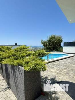 Коттедж 290м², 2-этажный, участок 4 сот.  