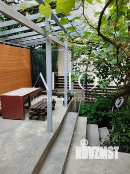 Дом 100м², 3-этажный, участок 2 сот.  