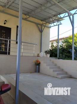 Дом 278м&sup2;, 3-этажный, участок 8 сот.  