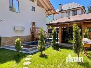 Дом 400м², 2-этажный, участок 10 сот.  