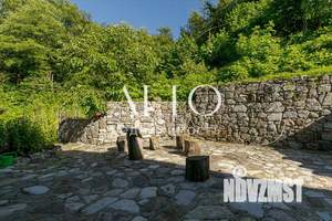 Коттедж 400м², 2-этажный, участок 50 сот.  