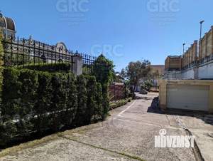 Коттедж 980м², 4-этажный, участок 10 сот.  