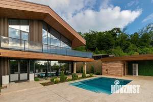 Дом 280м², 2-этажный, участок 8 сот.  