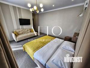 Дом 270м², 2-этажный, участок 6 сот.  