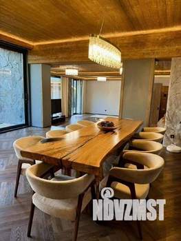 Дом 550м², 3-этажный, участок 15 сот.  