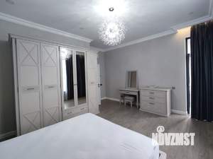 Дом 230м², 2-этажный, участок 4 сот.  