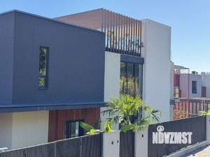 Дом 230м², 2-этажный, участок 5 сот.  