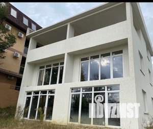 Дом 330м², 2-этажный, участок 5 сот.  