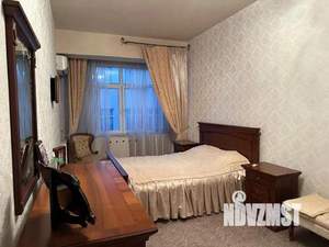 Таунхаус 280м², 3-этажный, участок 3 сот.  