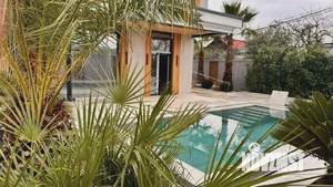 Коттедж 440м², 2-этажный, участок 4 сот.  