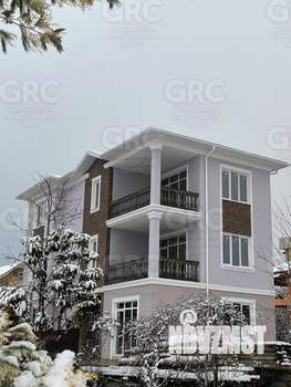 Дом 273м&sup2;, 3-этажный, участок 7 сот.  