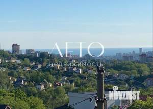 Дом 238м², 2-этажный, участок 6 сот.  