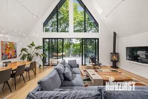 Коттедж 110м&sup2;, 2-этажный, участок 7 сот.  