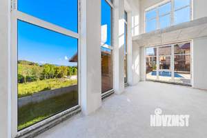 Дом 350м², 3-этажный, участок 10 сот.  