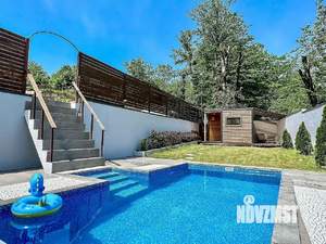 Дом 200м&sup2;, 2-этажный, участок 10 сот.  