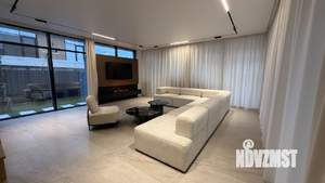 Дом 250м², 2-этажный, участок 6 сот.  