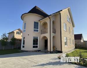 Дом 321м&sup2;, 3-этажный, участок 5 сот.  