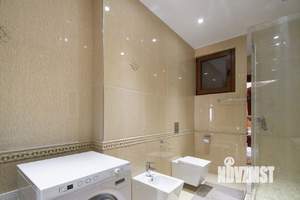 Дом 400м², 2-этажный, участок 14 сот.  