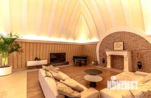 Коттедж 250м², 2-этажный, участок 5 сот.  