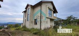 Коттедж 329м², 2-этажный, участок 8 сот.  