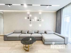 Дом 560м², 3-этажный, участок 7 сот.  