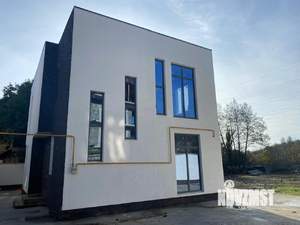 Дом 137м&sup2;, 2-этажный, участок 6 сот.  