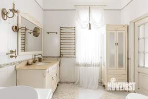 Дом 320м², 2-этажный, участок 10 сот.  