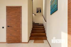 Дом 280м², 2-этажный, участок 8 сот.  