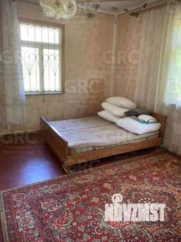 Дом 180м², 3-этажный, участок 8 сот.  