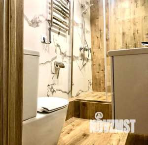 1-к квартира, посуточно, 37м2, 6/18 этаж