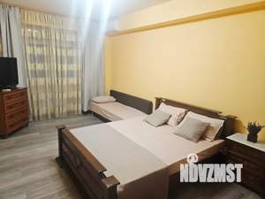 3-к квартира, посуточно, 70м2, 2/5 этаж