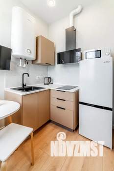 1-к квартира, посуточно, 13м2, 4/4 этаж