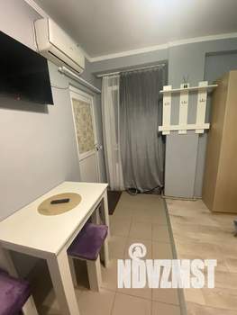 Студия квартира, посуточно, 20м2, 1/3 этаж