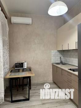 1-к квартира, посуточно, 37м2, 1/1 этаж