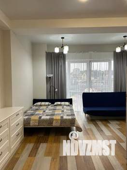 Студия квартира, посуточно, 34м2, 8/13 этаж