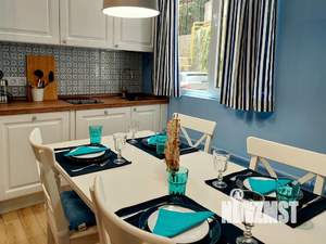 3-к квартира, посуточно, 47м2, 1/9 этаж