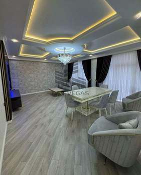 3-к квартира, на длительный срок, 110м2, 7/17 этаж
