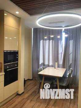 3-к квартира, посуточно, 120м2, 4/5 этаж