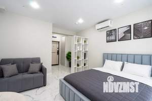 Студия квартира, посуточно, 35м2, 2/5 этаж