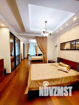 3-к квартира, посуточно, 144м2, 14/16 этаж